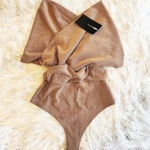 Ladies Fashion Nova bodysuit. Size Small Metalic Rose Gold color .